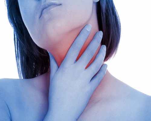 3 dấu hiệu điển hình của ung thư vòm họng